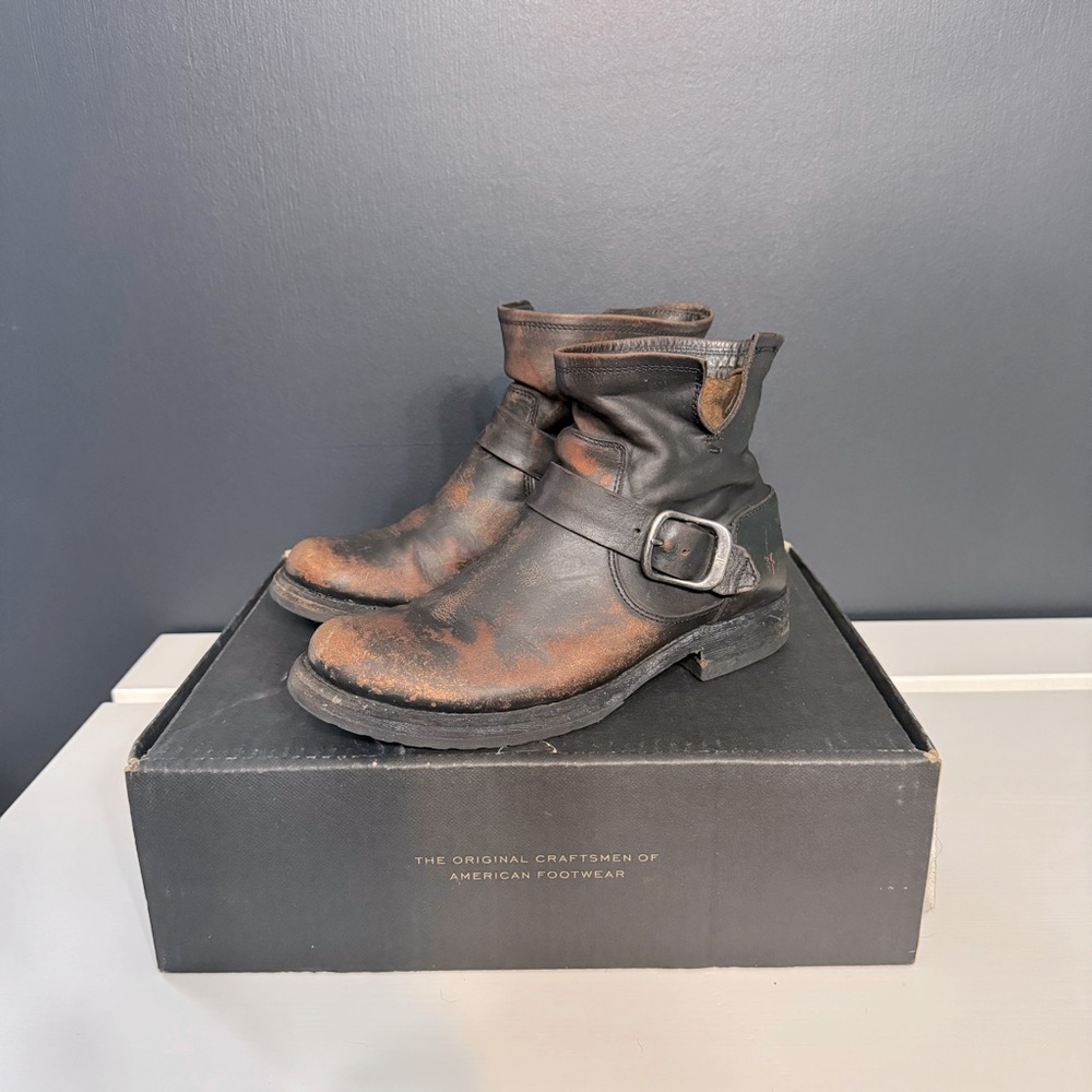 Frye Women’s Veronica Bootie in Antiqued Black Size 6.5